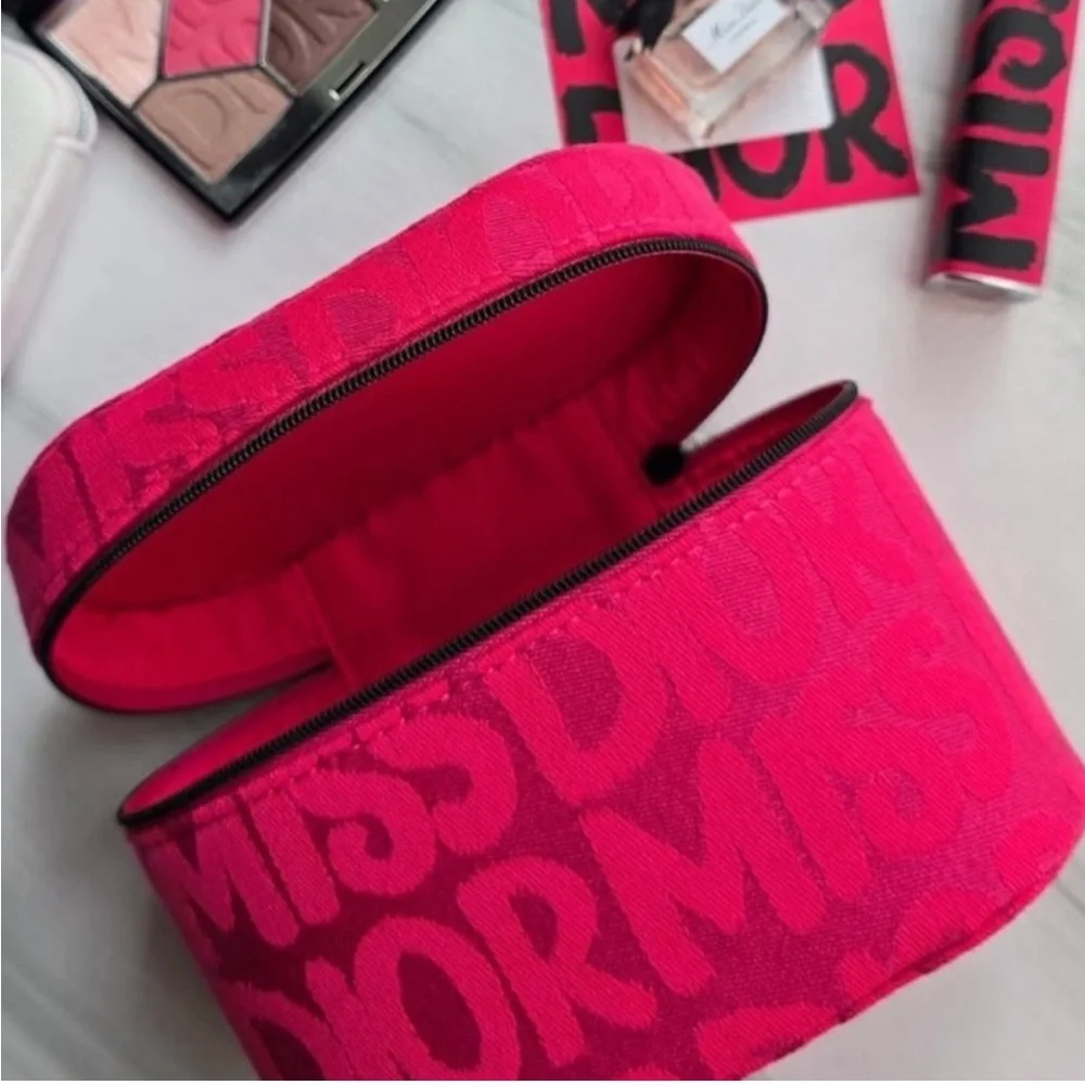 Miss Dior Pink Travel Vanity Case- +Samples